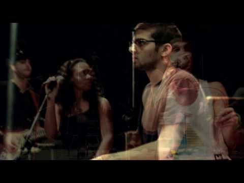 Na Palm feat Kaye Fox - Listen to the Picture ( Studio Live rehearsal)