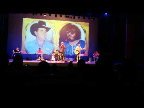 Milionario e José rico, tributo Alex viola e Adriano