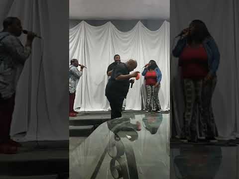 Markees Williams - YES HE DID IT - popup concert   July 2, 2019