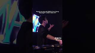 Download lagu 'Playing my song with SB19 & Terry Zhong 'Moonlight' in NEW YORK CITY' - Ian Asher mp3 Download lagu 'Playing my song with SB19 & Terry Zhong 'Moonlight' in NEW YORK CITY' - Ian Asher mp3