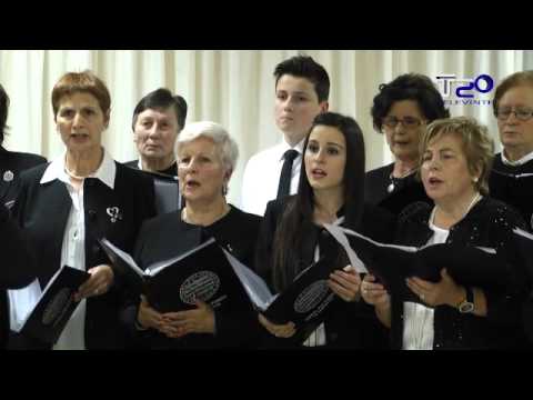 As corais de Taboada e Guntín  estrearon a súa fusión nun concerto de Nadal 22 12 2014