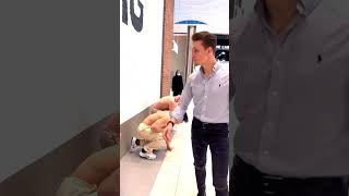 This is a real handshake