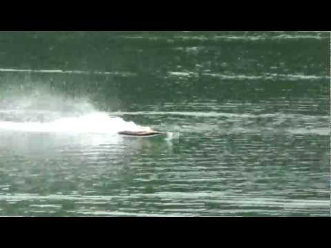 RC Boat - Genesis with twin motor setup