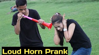 Loud Horn Prank Pranks in pakistan