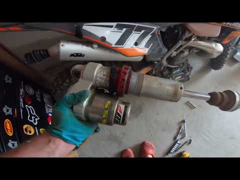 How to remove the shock on a linkage KTM/GasGas/Husqvarna
