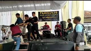 Download lagu nyaris saja terjadi Tinju,,acara organ tunggal#dangdutan #tinju #berantem mp3 Download lagu nyaris saja terjadi Tinju,,acara organ tunggal#dangdutan #tinju #berantem mp3