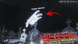 Download lagu Jin Penunggu Makam ini mengamuk, CCTV saya dibanting ke tanah, penampakan misterius di kuburan‼️ mp3 Download lagu Jin Penunggu Makam ini mengamuk, CCTV saya dibanting ke tanah, penampakan misterius di kuburan‼️ mp3