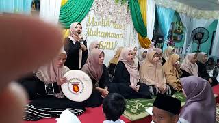 Download lagu tim sholawat nabi ibu ibu pengajian memperingati maulid nabi  #innalhabibal #timsholawat #sholawat mp3