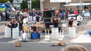 preview picture of video 'Opening Taptoe Duiven 2012 door slagwerkgroep Liemers Harmonie Duiven'