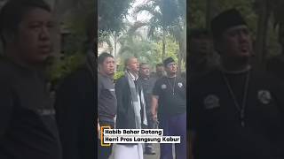 Download lagu HABIB BAHAR ARRIVES AND HERRI PRAS RUNS AWAY IN A PANIC, ABSOLUTELY HILARIOUS mp3