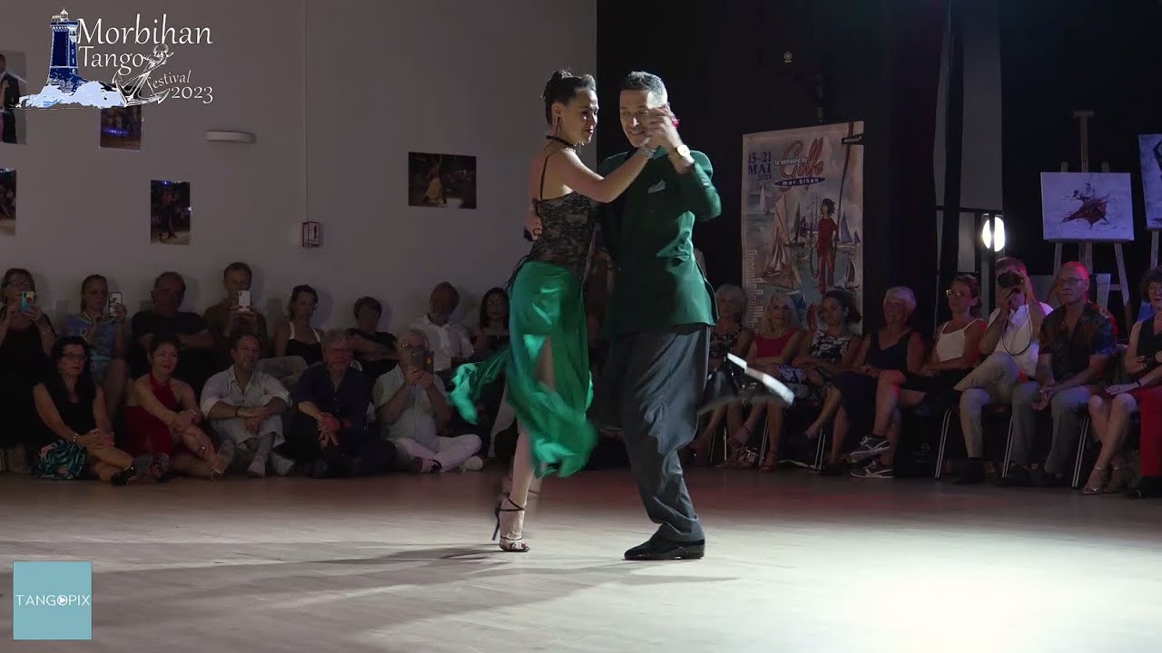 Video thumbnail for Elvira Lambo & Michael ''El Gato'' Nadtochi dance Rodolfo Biagi - Déjame amarte aunque sea un dia