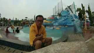 preview picture of video 'Time Lapse - PIM Waterpark wave pool'