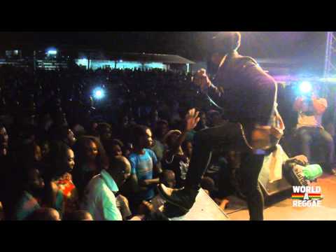 Fantan Mojah Live @ Romeo Bravo Stadion - Moengo, Suriname (1/1/2013)
