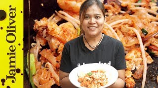 How to Make Classic Pad Thai | Cooking with Poo
