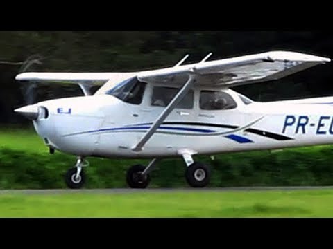 Decolagem de avião - Avião decolando Cessna 172 - El despegue del avión - Despegue de aviones Video