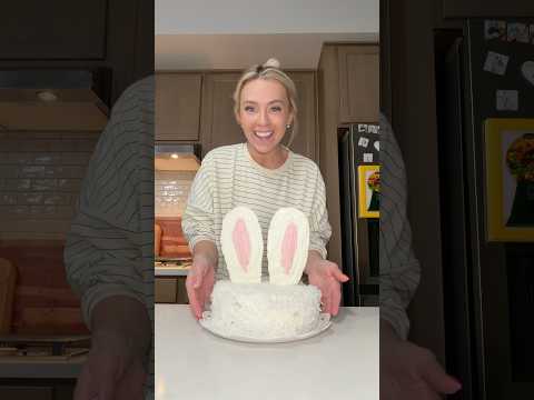 Happy Easter 🥰🐰🎂🌷 making a marble bunny cake with coconut & chocolate ears