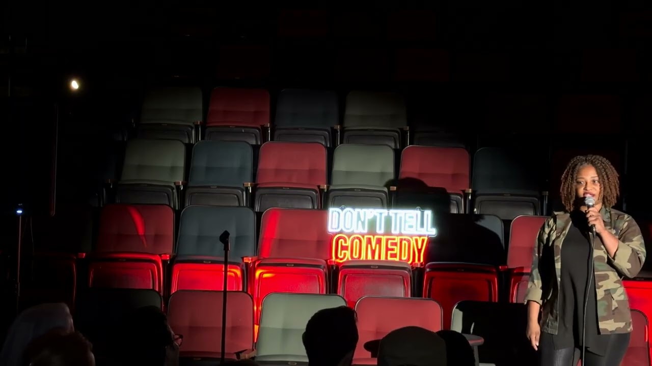 Promotional video thumbnail 1 for Giggle Gifter via standup comedy