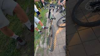 Download lagu Carbon flex on a 5000€ bike #bike #mtb #carbon #expensive #bikelife mp3