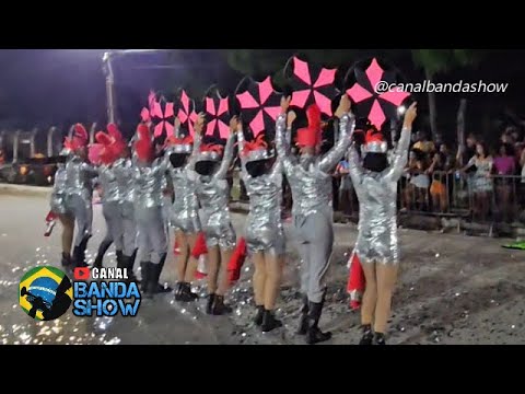 Corpo coreográfico da Banda Marcial Impacto no concurso em Dias D'Ávila - BA 2025
