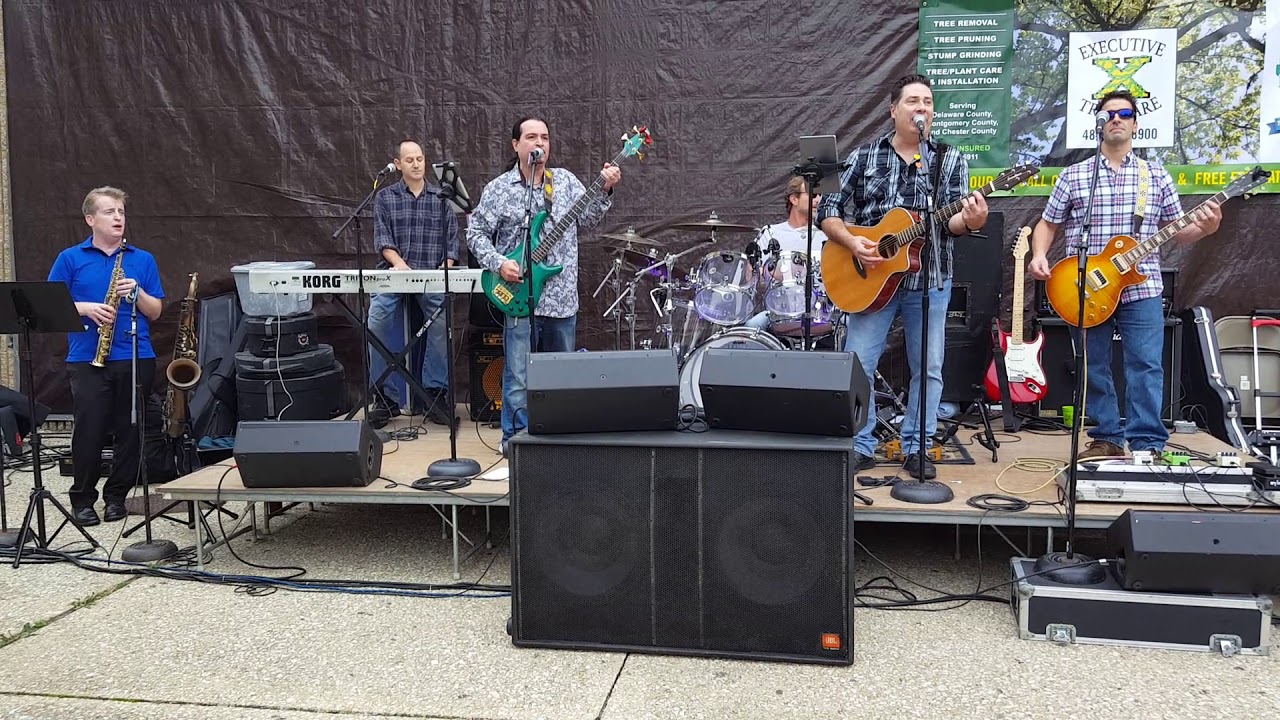 Hire Neil J. McGettigan Singing Guitarist in Ardmore, Pennsylvania