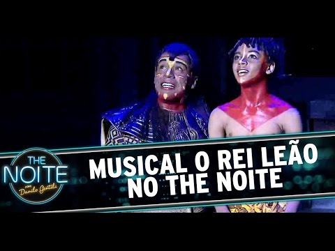 The Noite (01/12/14) - Musical Rei Leão no palco do The Noite