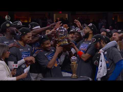 Bob Cousy Trophy