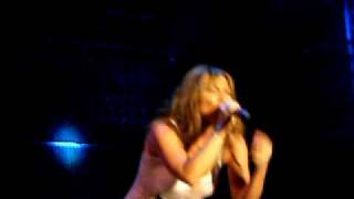 Amaia Montero-te falta rock(concierto Almussafes)