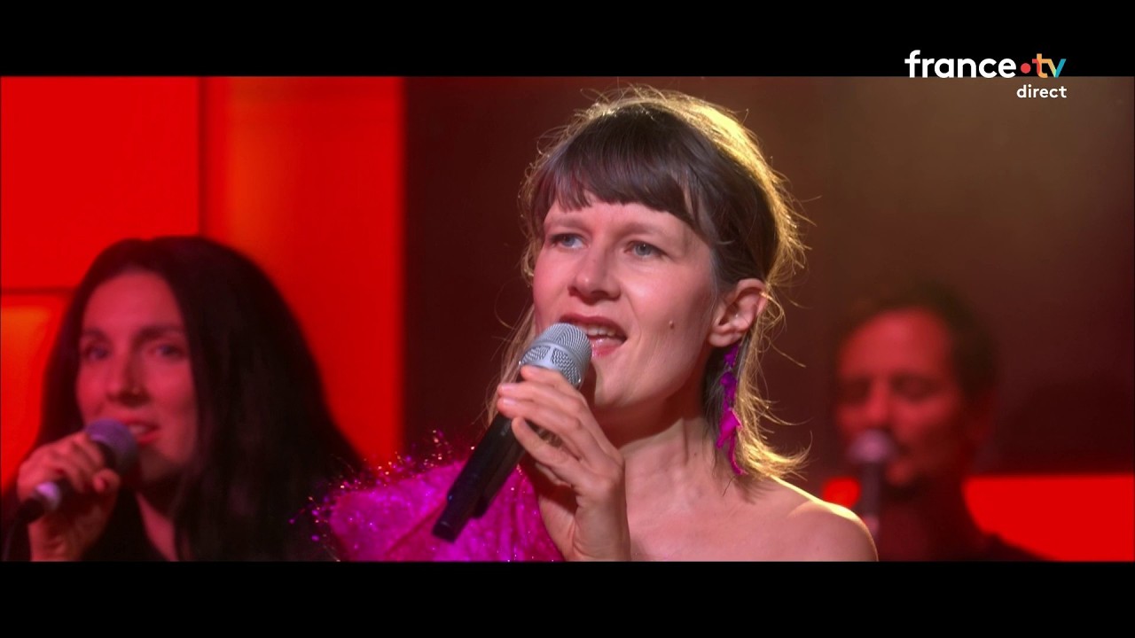 “Le voyage” en live par Camille