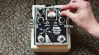 Video thumbnail for Retro Mechanical Labs Electron Fuzz Custom by Pedal of the Day