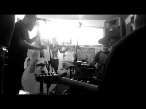 Los Killer Tones - I Miss Your Love