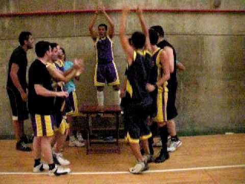 Jugoplastika Split levantando la copa de champiñones