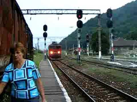 P2707 Petrosani-Simeria sosire in Subcetate