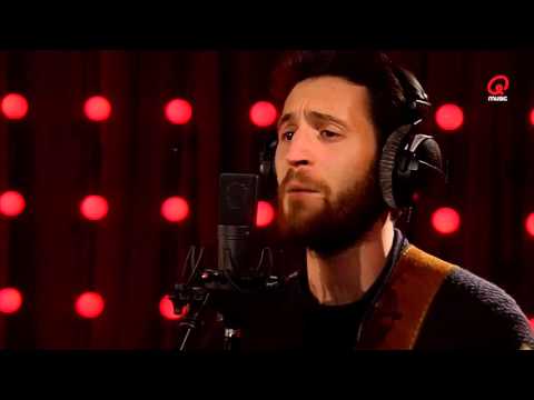 Sam & Heidi: Broken Back - Happiest Man On Earth (live bij Q)