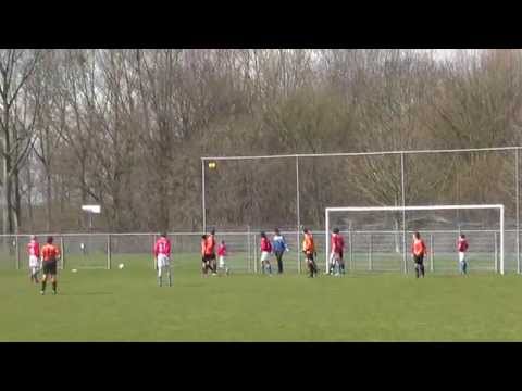 4 april 2015 D-toernooi Buitenboys - VV De Meern D3 - Hoofddorp D3 2-1 Musie op de paal