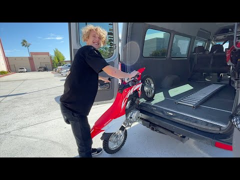 Crashing Brand New Dirt Bike (PIR 2021) - Buttery Vlogs Ep103