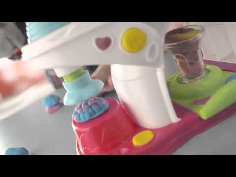 Play Doh Swirling Shake Shoppe