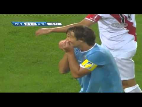 CMD | La falta a Jefferson Farfán que pudo costarle la roja a Diego Lugano