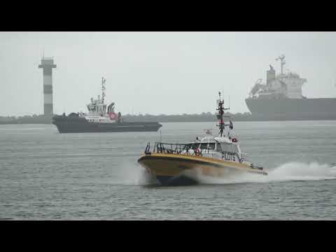 ShipSpotting in Rotterdam, The Netherlands - Part 17 (4K)