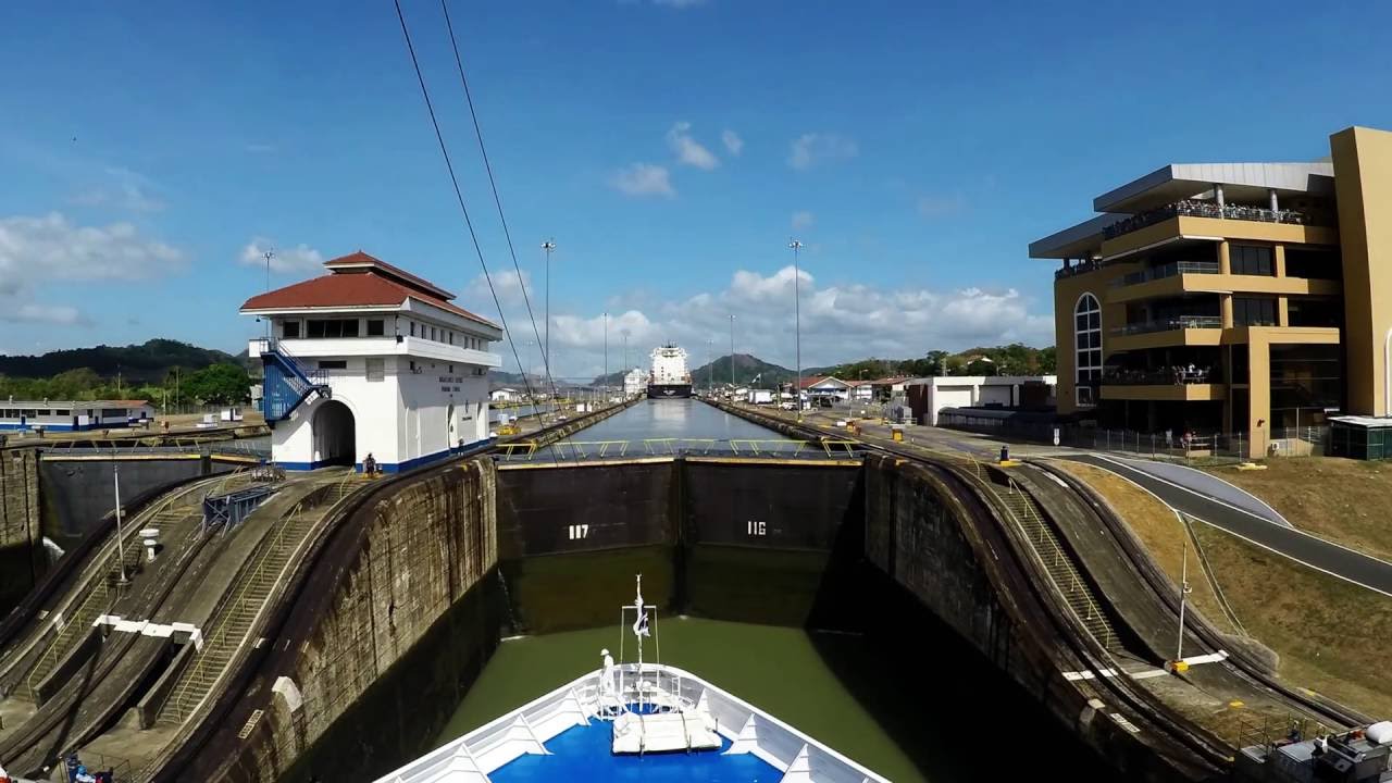 Panama Canal - Full Transit- Time Lapse