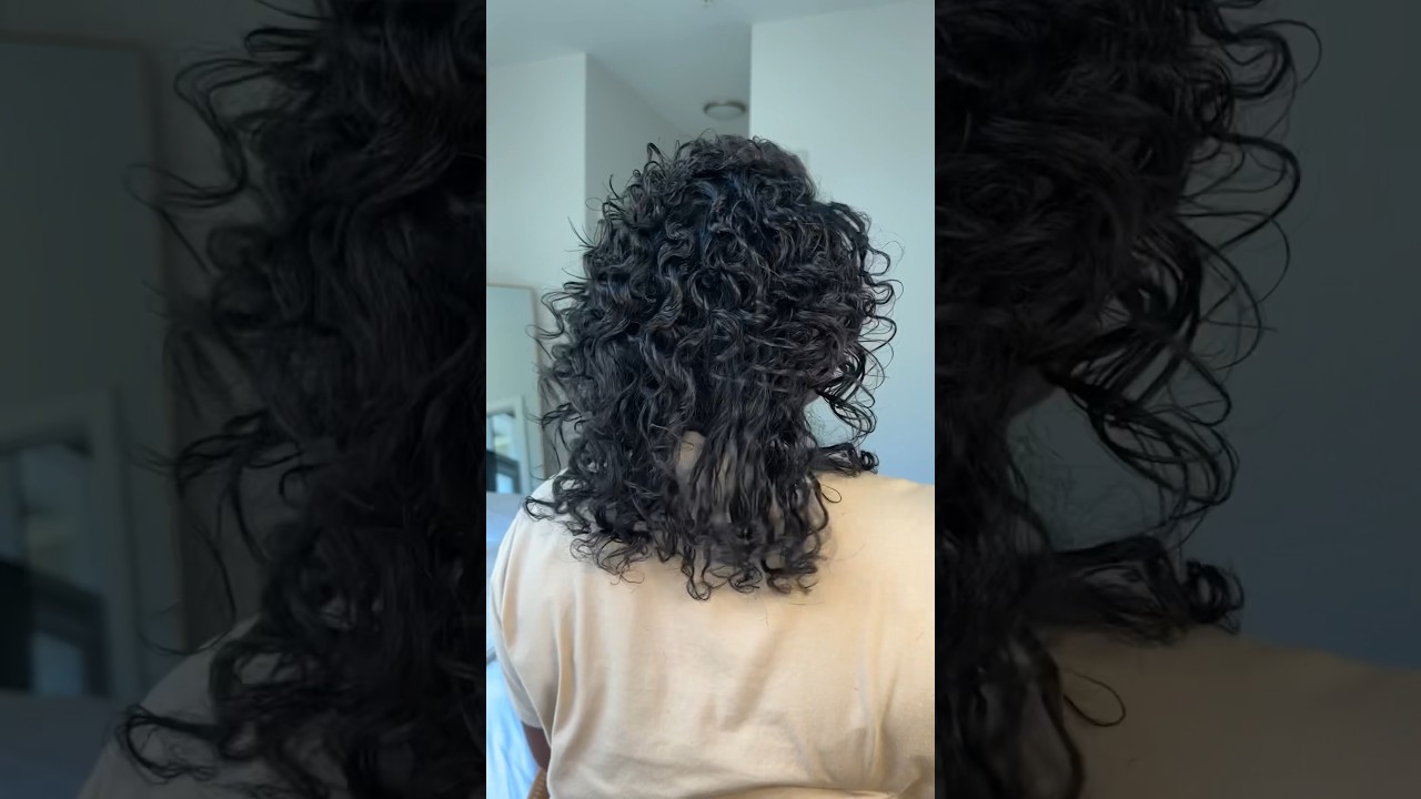 I gave myself a mullet 💀 #naturalhair #bantuknots