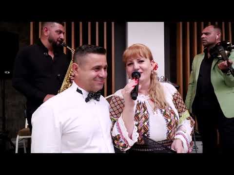 Sanda Argint-Mana cu care am dat