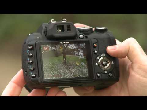 Fujifilm Finepix HS10 - Which? First look