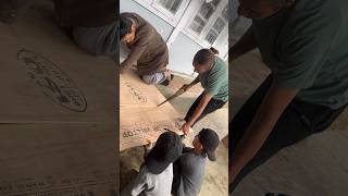 Download lagu Human chain saw🤩raw strength but in UNISION delicately cut the Plywood into3️⃣ pieces✨ #virashorts mp3