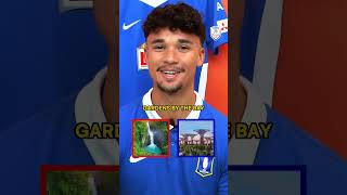 Download lagu Ikhsan Fandi plays ‘This or That’—🇹🇭 or 🇸🇬? Careful, bro, your passport’s watching! 😂 #ASEANUtdFC mp3