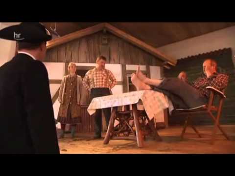 Trachtenland Hessen: Das Theaterhaus des Trachtenvereins Abstroda