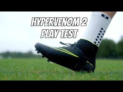 Nike Hypervenom Phantom 2 Play Test | Pitch Dark Pack