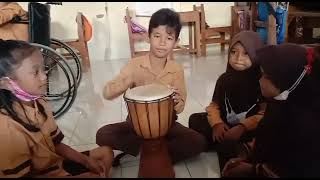 Download lagu BERMAIN ALAT MUSIK TIFA mp3 Download lagu BERMAIN ALAT MUSIK TIFA mp3