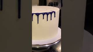 Royal blue drip cake