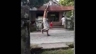 Download lagu Orang GILA joget . . ASYIK BANGET .... GOYANG DONG mp3