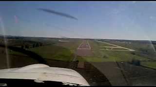 preview picture of video 'Nice landing at Talavera la Real Airport'